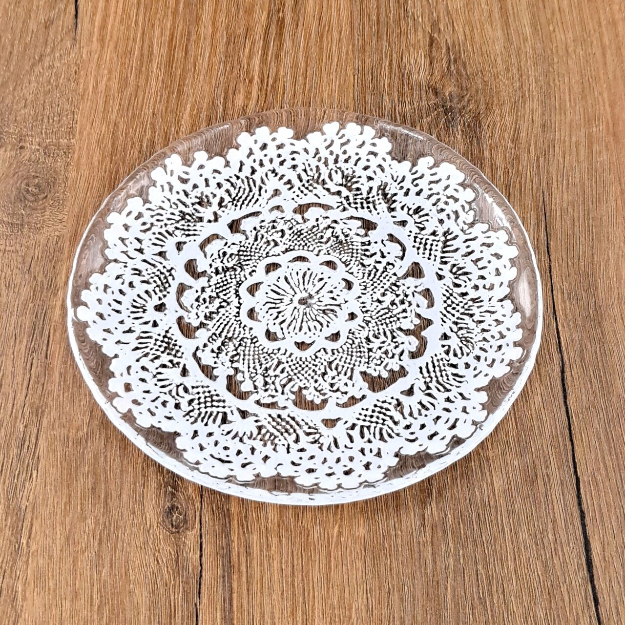 Embossed Lace Canape Plate Glass Appetizer Serving Plate Clear White